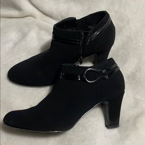 Women’s booties